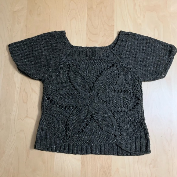 Kersch Hand Knit Brown Flower Crop Sweater - Picture 6 of 6